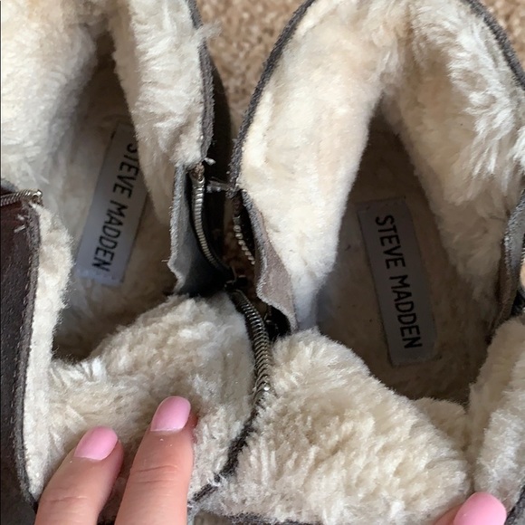 Gray hidden heels booties - Picture 6 of 7